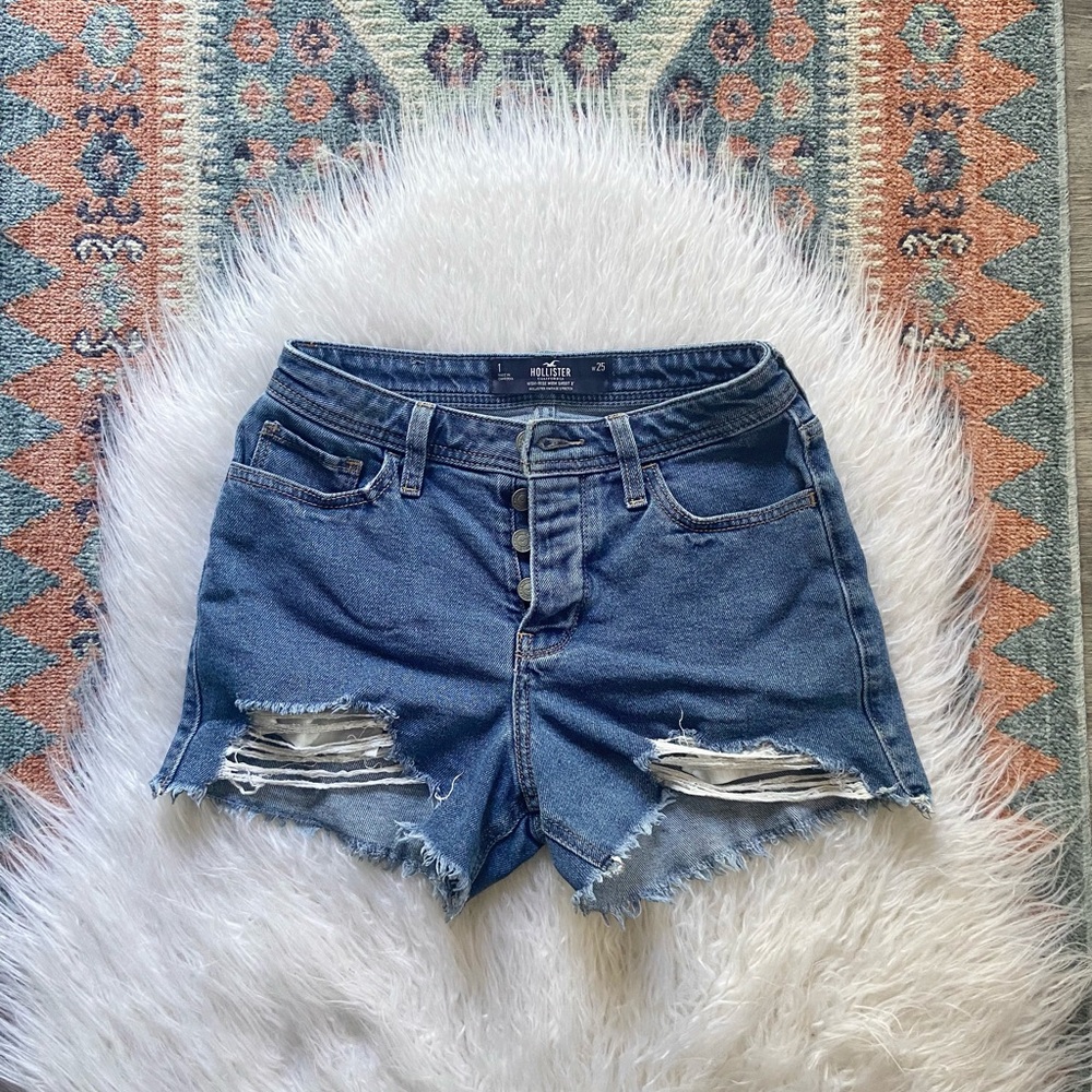 Hollister high rise mom short 3” vintage denim high waisted distressed jean 25